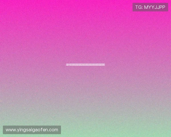 凯普·穆尔:不止是镜头前的光影,更是数字时代的艺术探索者